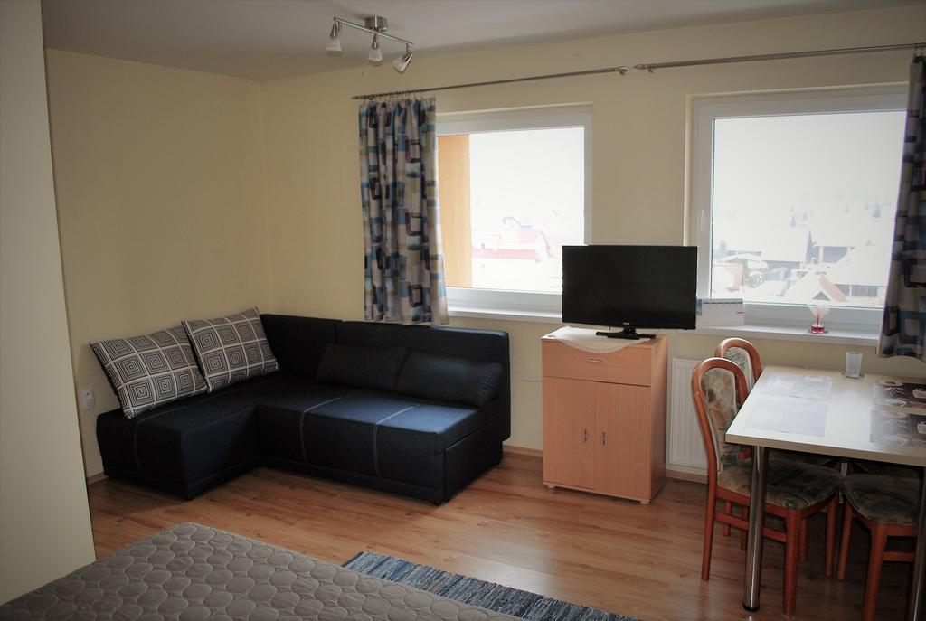 Apartamento Beska Bešeňová Exterior foto