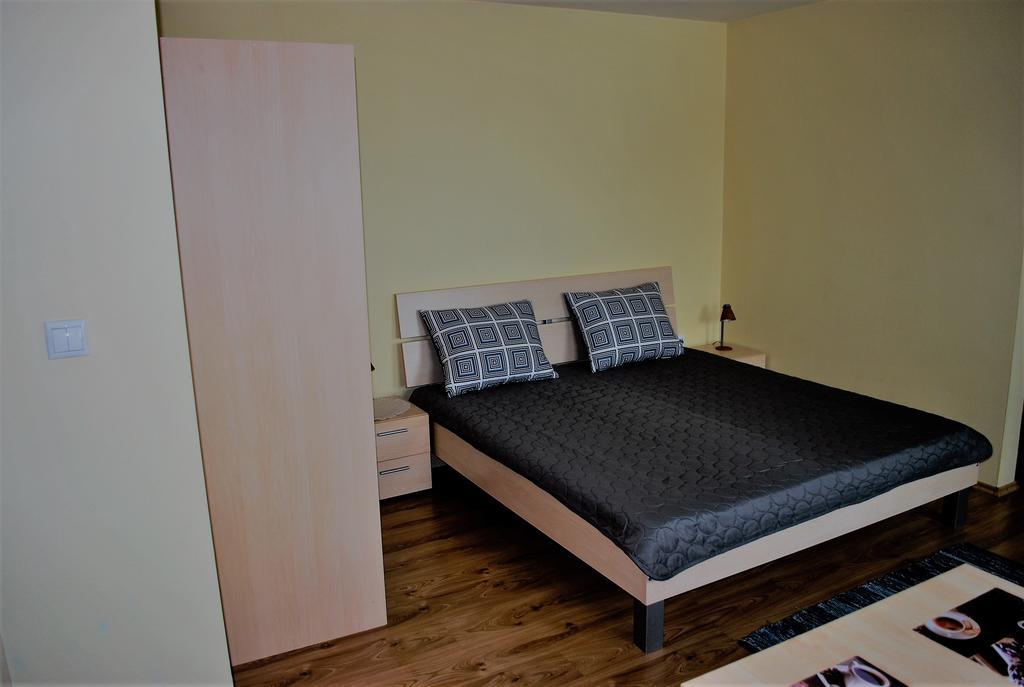 Apartamento Beska Bešeňová Exterior foto