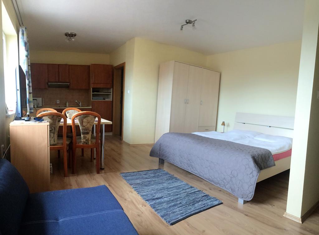 Apartamento Beska Bešeňová Exterior foto