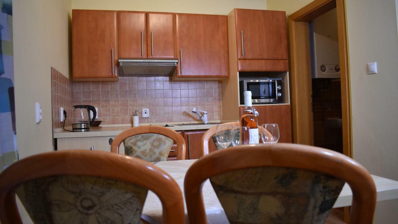 Apartamento Beska Bešeňová Exterior foto